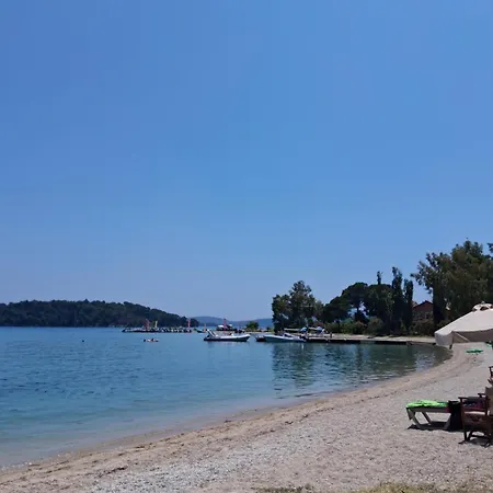 Mnv Sea In Lefkas Nikiána